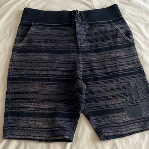 Men’ s Nike shorts